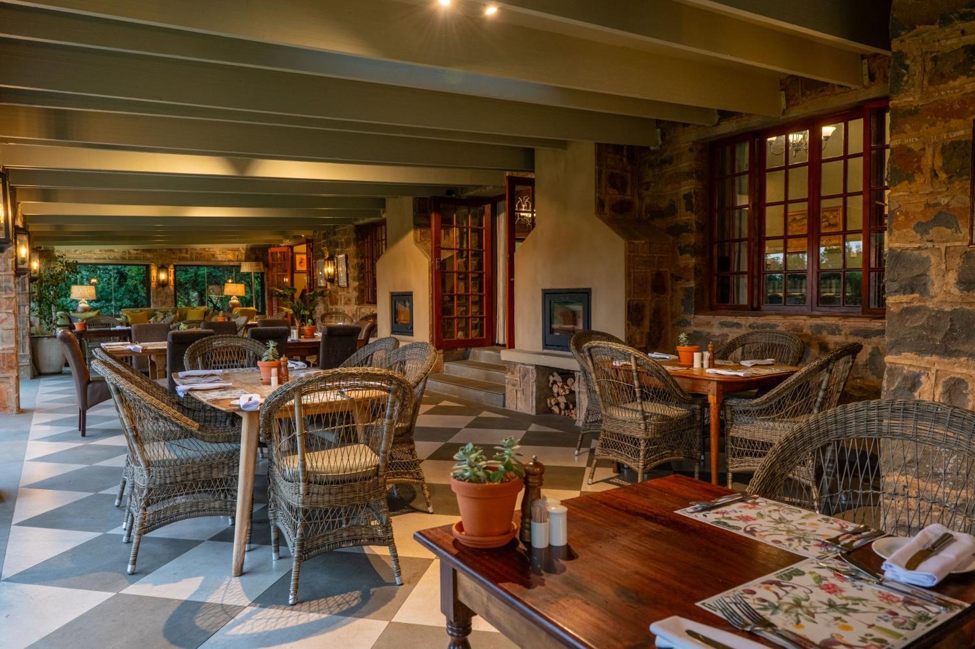 Walkersons Hotel & Spa Dullstroom Eksteriør billede