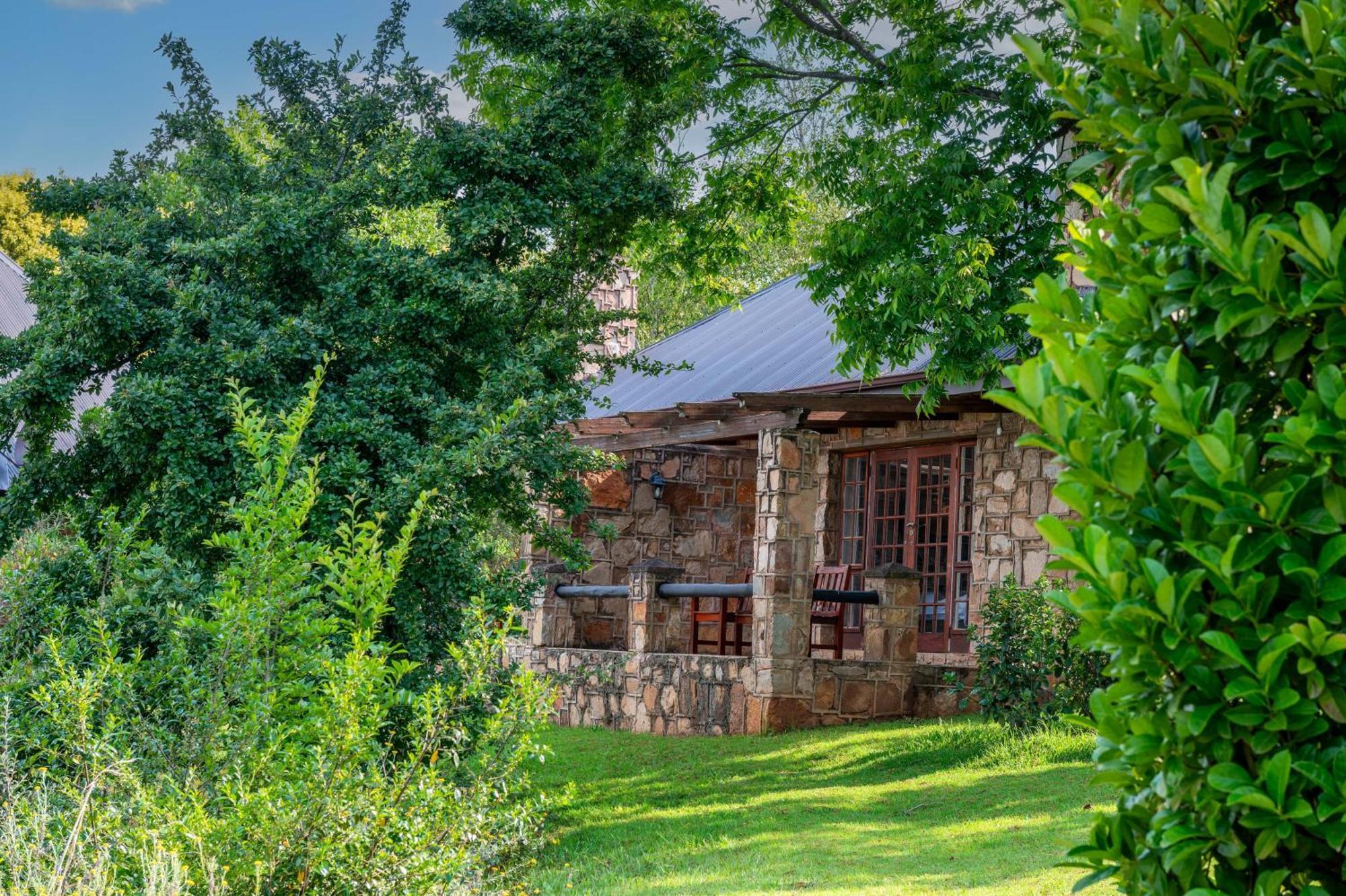 Walkersons Hotel & Spa Dullstroom Eksteriør billede